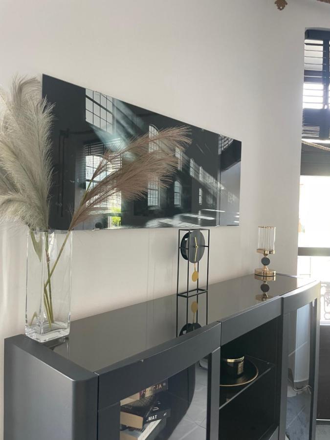 Apartmán Apartament W Centrum Przy Studni 102M2 Chełm Exteriér fotografie
